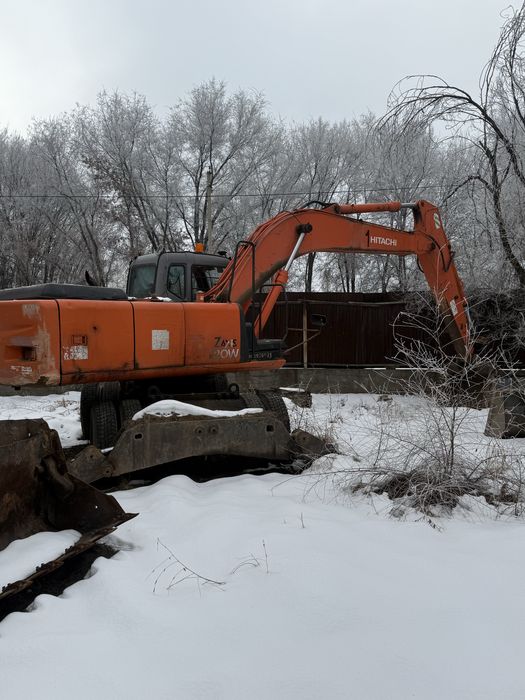 Аренда экскаватора-погрузчика