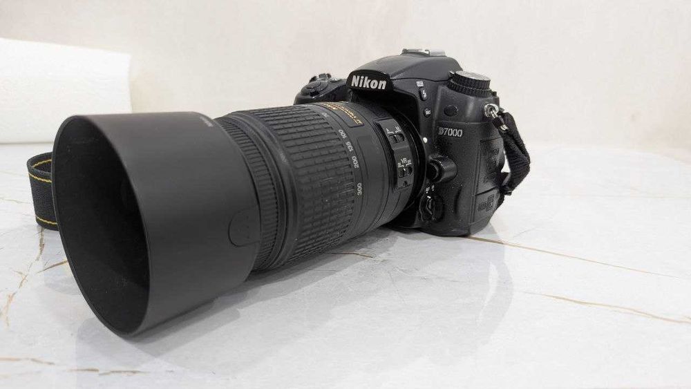Фотоаппарат Nikon D7000