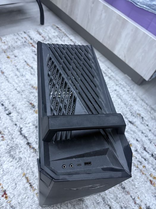 Kit Gaming RGB: Carcasă ASUS ROG Strix + Sursă Modulară 750W 80+ Gold