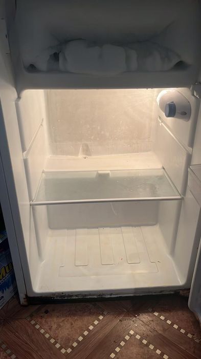 Продам мини холодильник