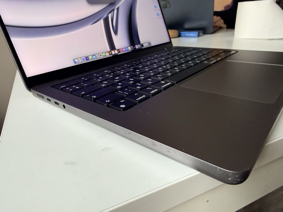 Macbook pro 14 m1 pro 16/512gb
