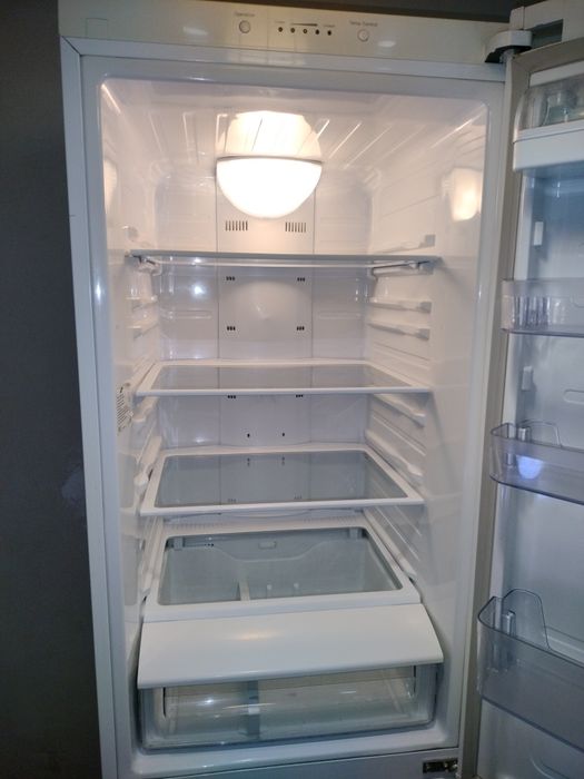 Холодильник Samsung RL41SBSW