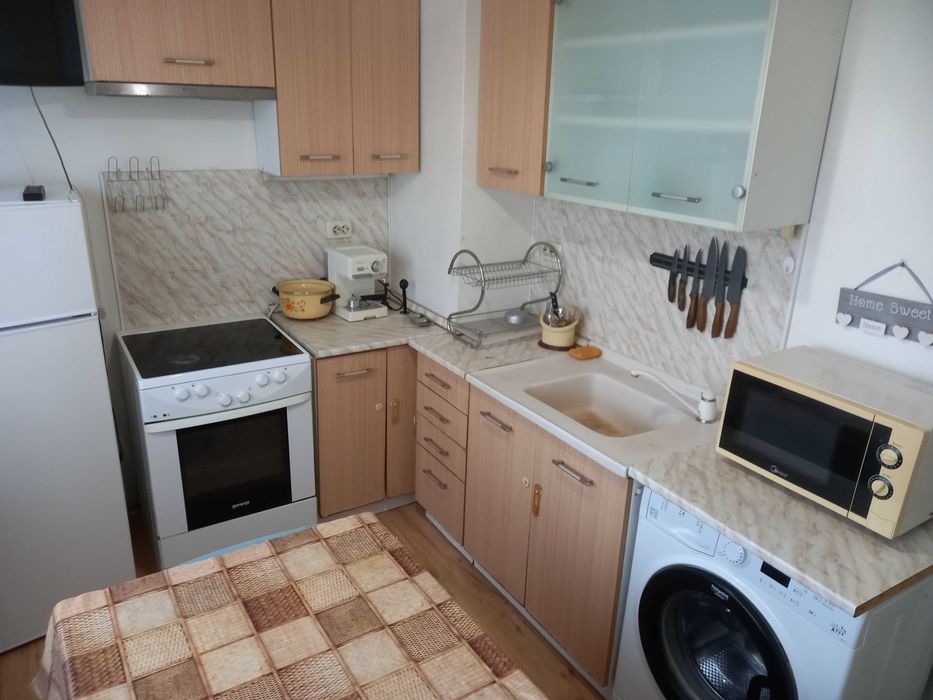 Продава се Двустаен апартамент в София, Център - 65 кв.м за 2277 €/кв.м - Снимка #4