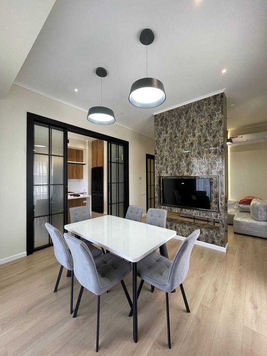 ЖК NRG Oybek. новая 2х ком