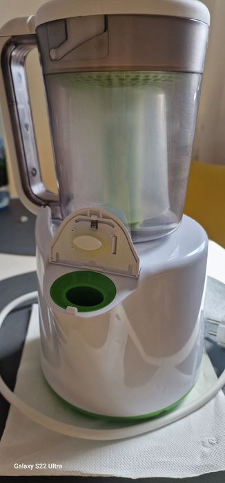 Vând stație de gătit cu aburi și blender 2 în 1 Philips Avent, modelul SCF870/20