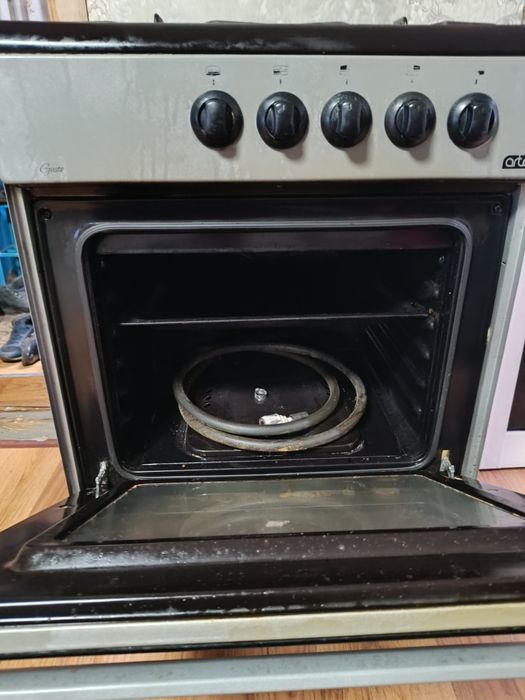 Газ плита.         .