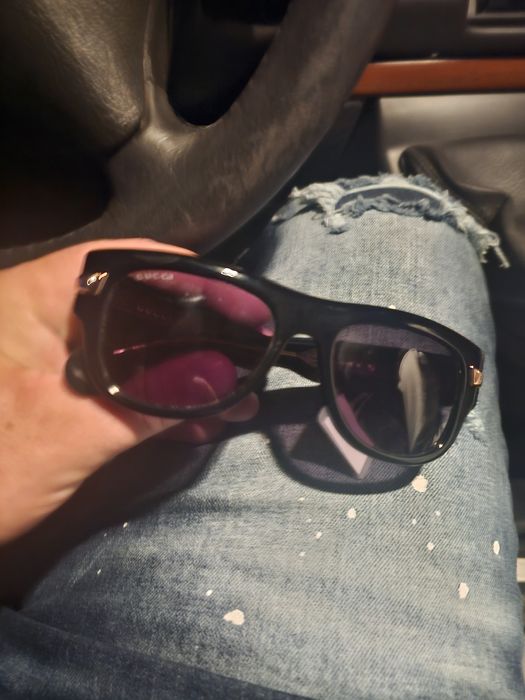 Ochelarii de soare Gucci