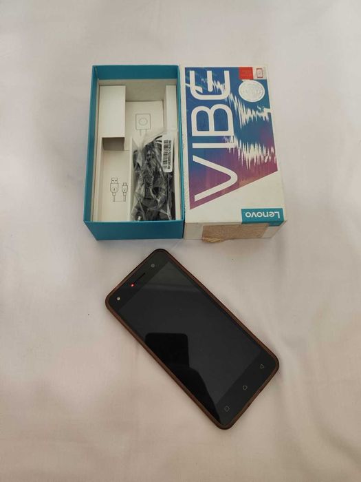 Смартофон Lenovo S1la40