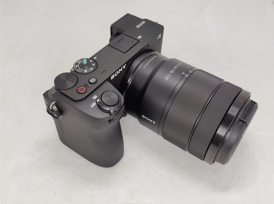Sony 6700/18-135mm