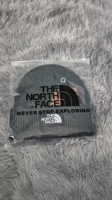 Caciula The North Face gri inchis