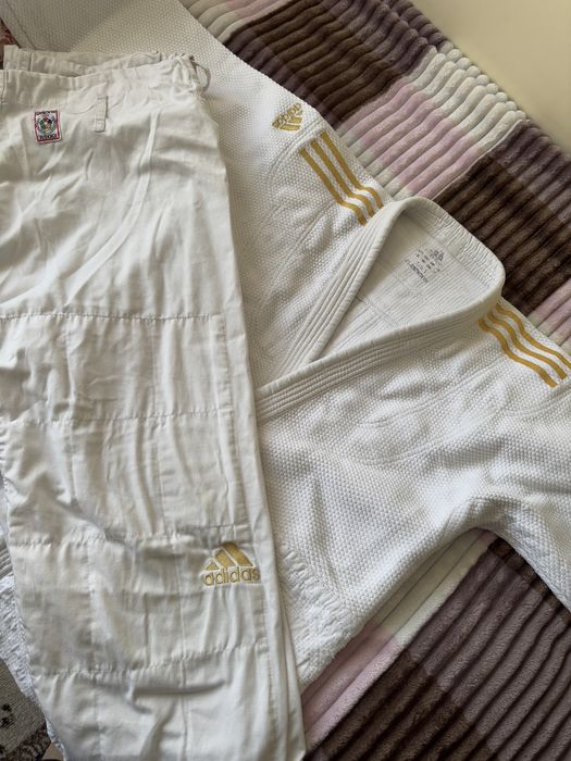 продам кимано срочно