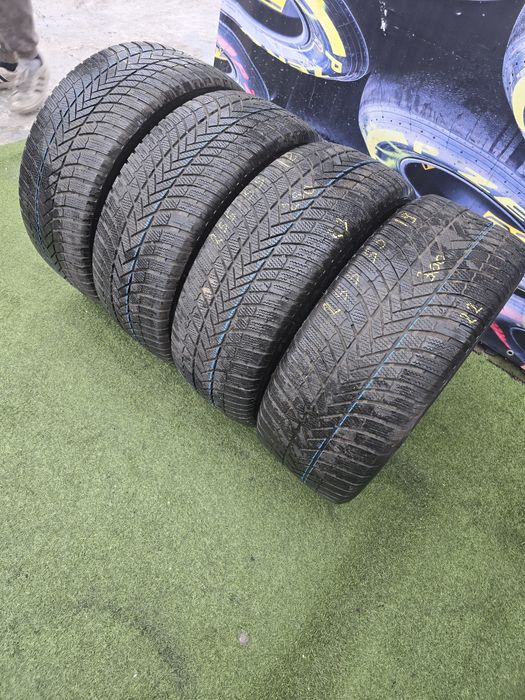 255.50.19 bridgestone m+s 250 lei bucata