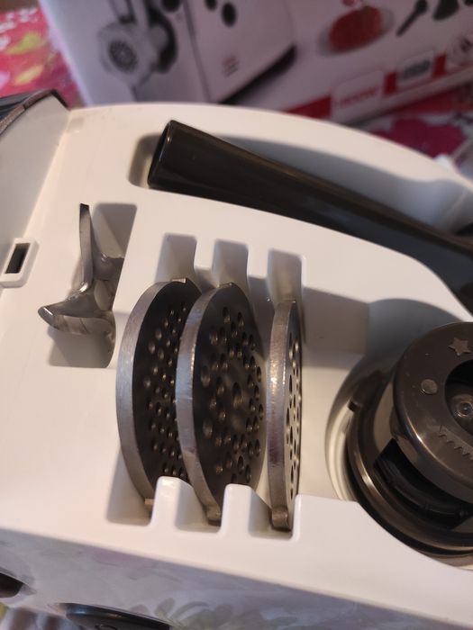 TEFAL. месомелачка  1800w.