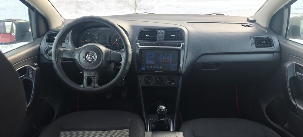 Продам Volkswagen Polo 2011