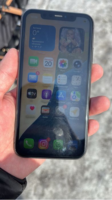 Продам iphone 11
