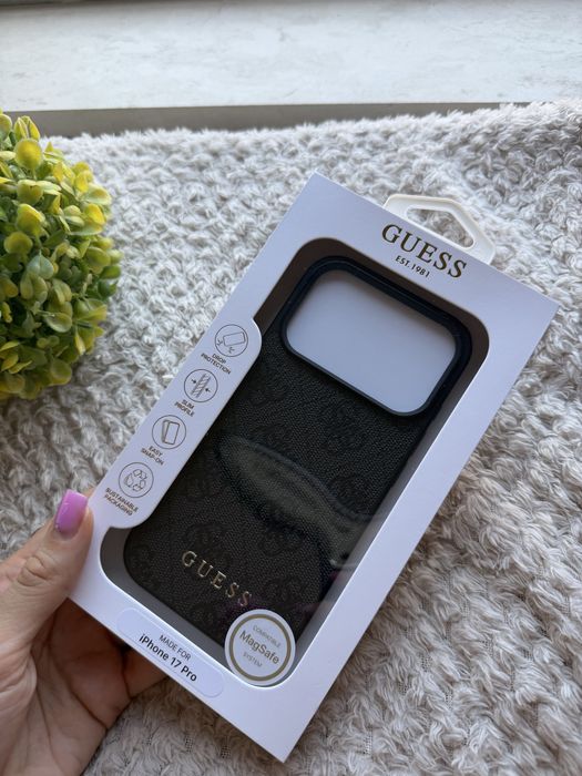 Калъф за телефон Guess (iPhone 17 Pro)
