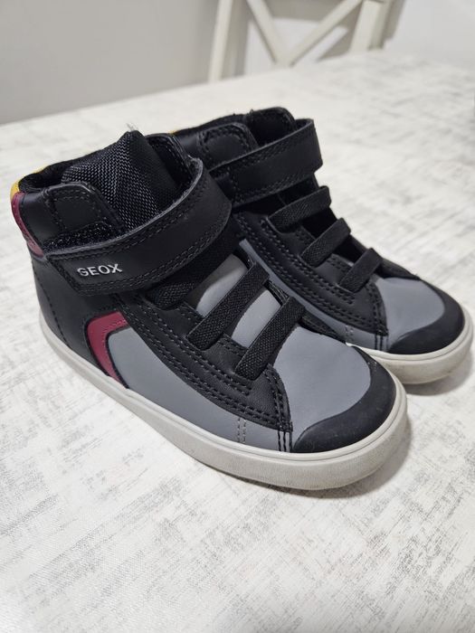 Tenesi Geox mar.24