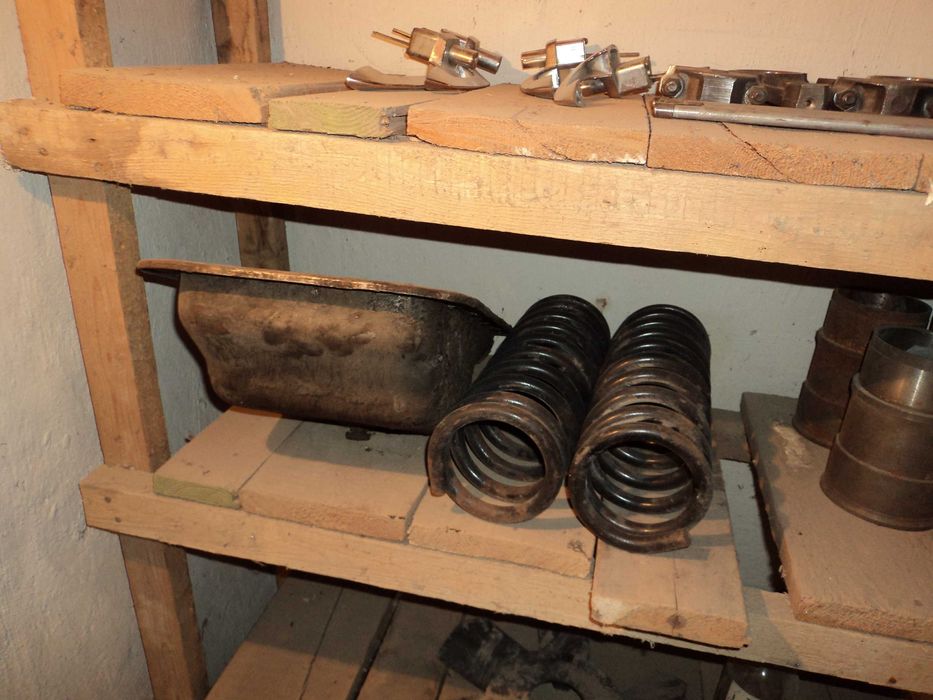 Запчасти от авто Волга ГАЗ-24-01