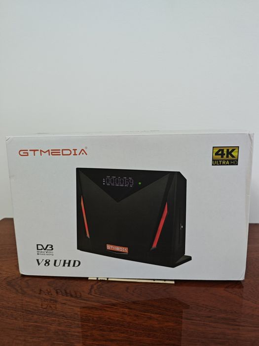 Receptor satelit GT Media V8 combo UHD