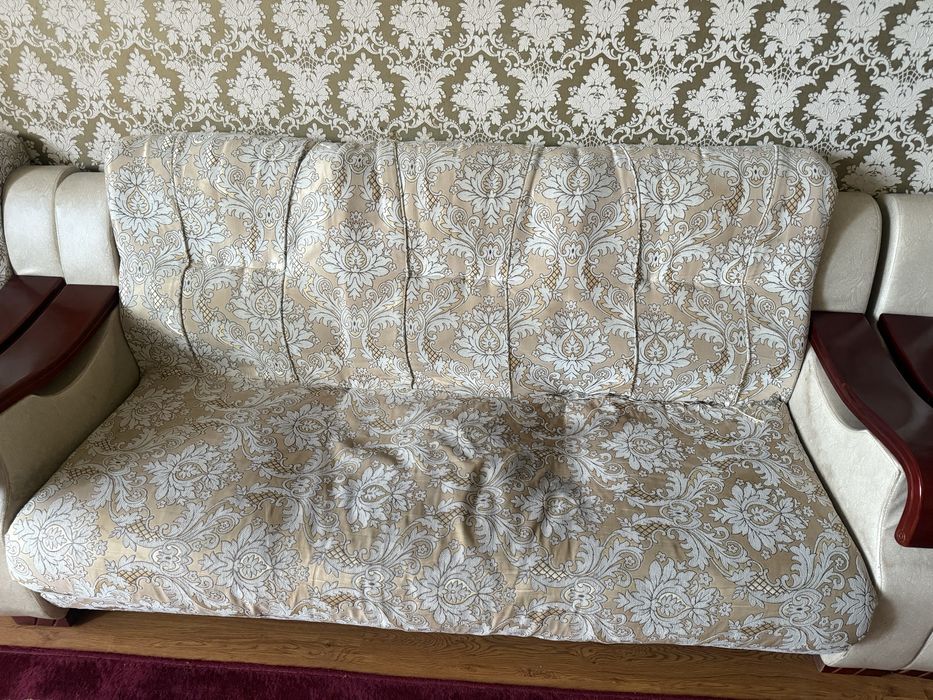 Диван и 2 кресла