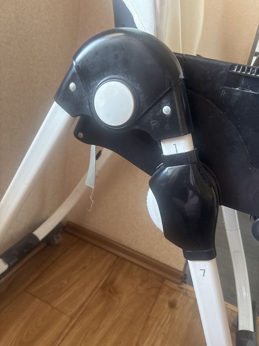 Стул для кормления