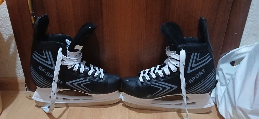 Коньки GF-SPORT черный