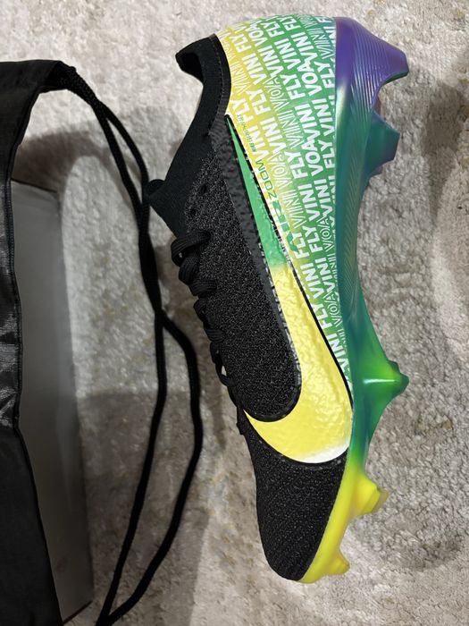Ghete fotbal nike mercurial