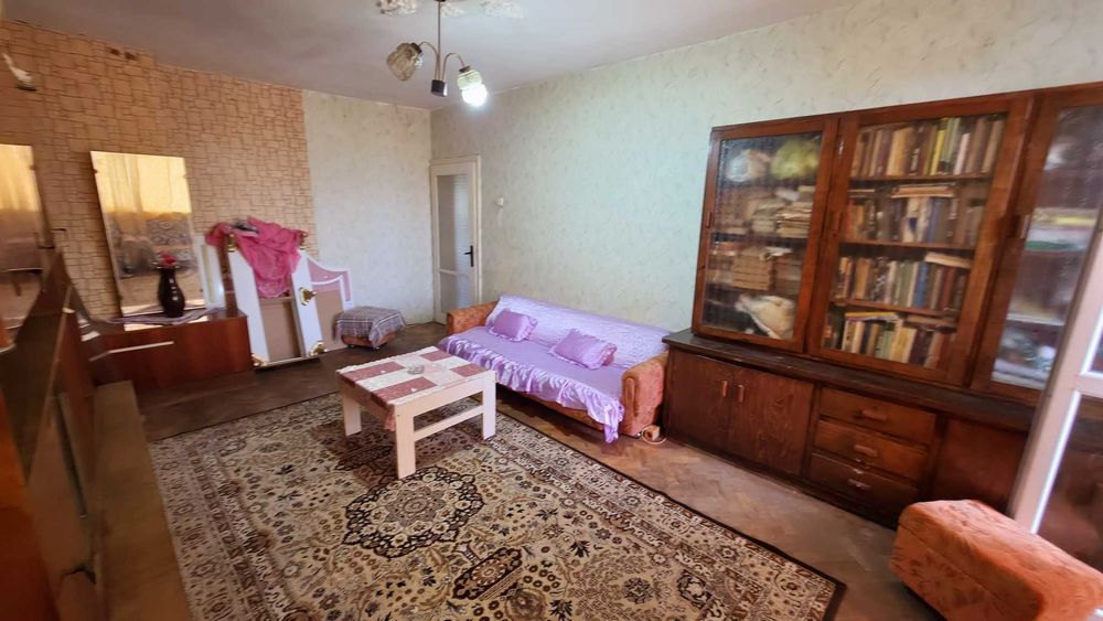 Продавам 2-стаен апартамент, гр. Елхово