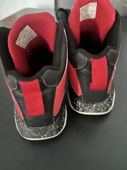 Adidasi baieti 41 SHAQE