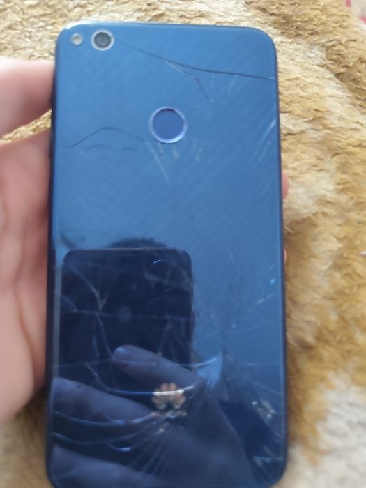 Продам Huawei p8 lite возможен торг