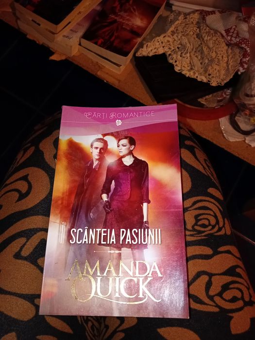 Vand carti stare buna la 5 lei bucata