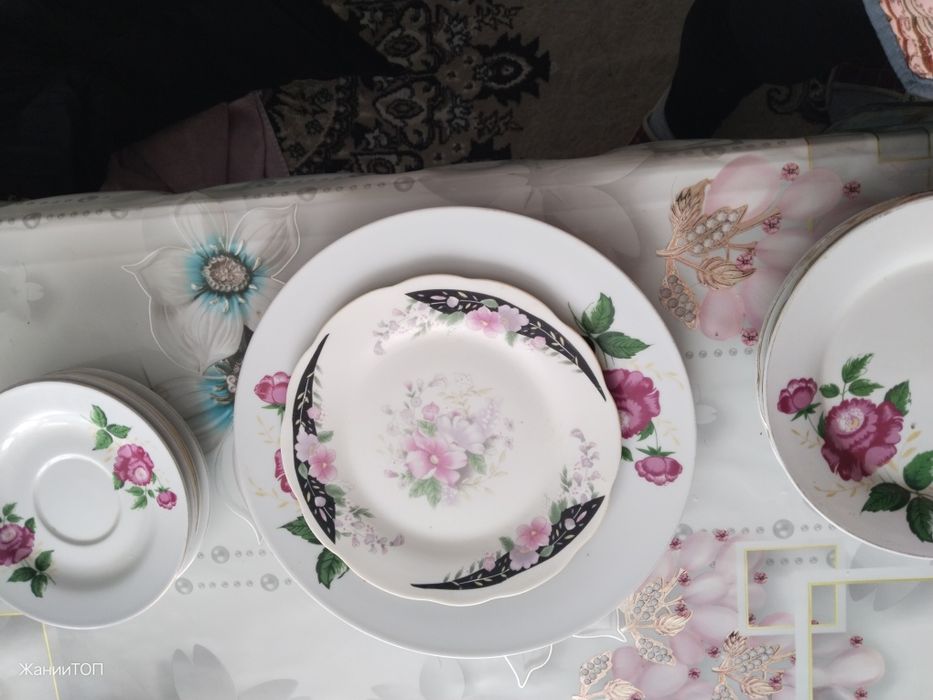 Продам тарелки в хорошем состоянии