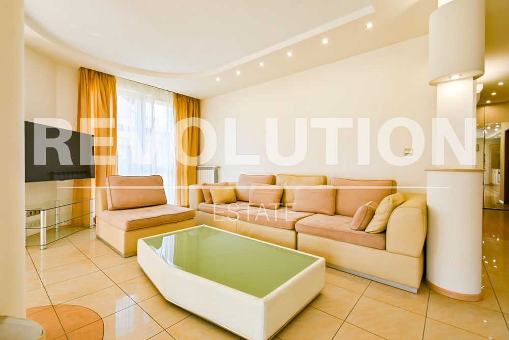 Дава се под наем Тристаен апартамент в София, Борово - 140 кв.м за 1000 € - Снимка #1