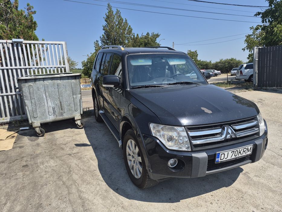 Vand Mitsubishi Pajero 3.2 AUTOUTILITARA
