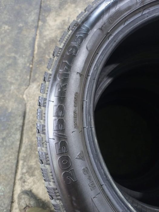 Продам шины 205/55/17зимнии