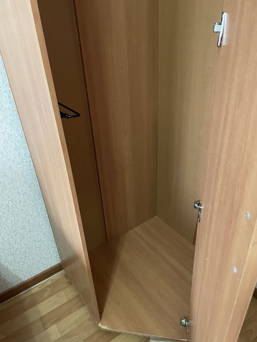 Продам шкаф. Срочно!