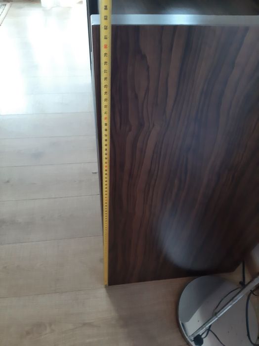 Дизайнерски шкаф от ПДЧ 18 и 30 мм и МДФ с плъзгане и с чекмеджета