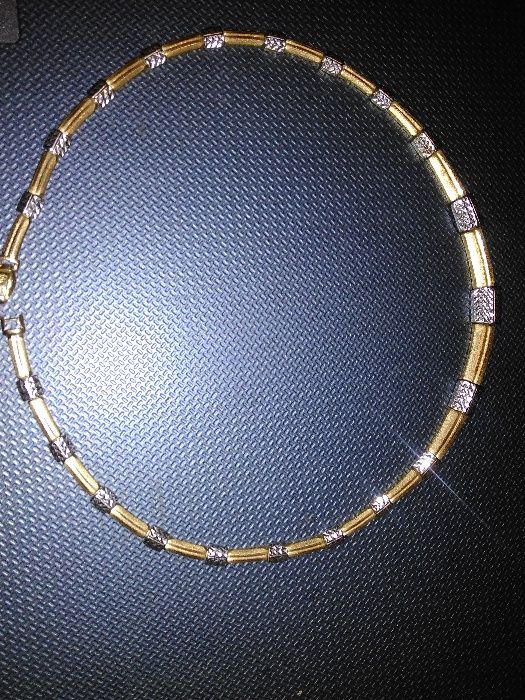 Злато - златни бижута - ланци, гривни, обеци, пръстени-14,18,22 карата