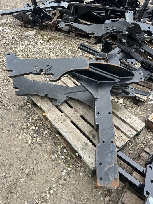 Incarcator frontal tractor