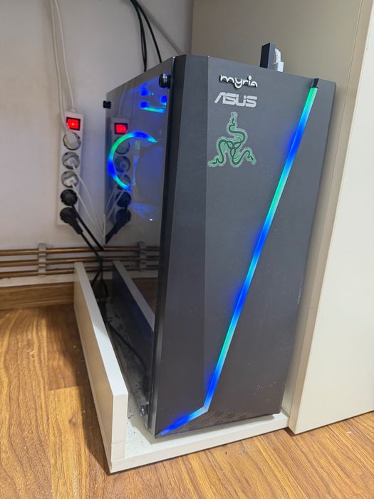 PC Asus de gaming - in stare foarte buna