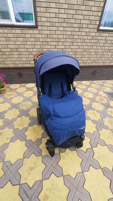 Продаю детскую коляску.