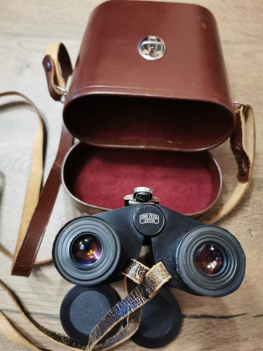 Бинокъл Carl Zeiss Notarem 10x40B