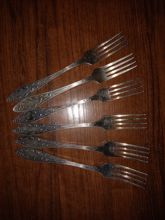 Посуда бу. Совецкий мельхиор.