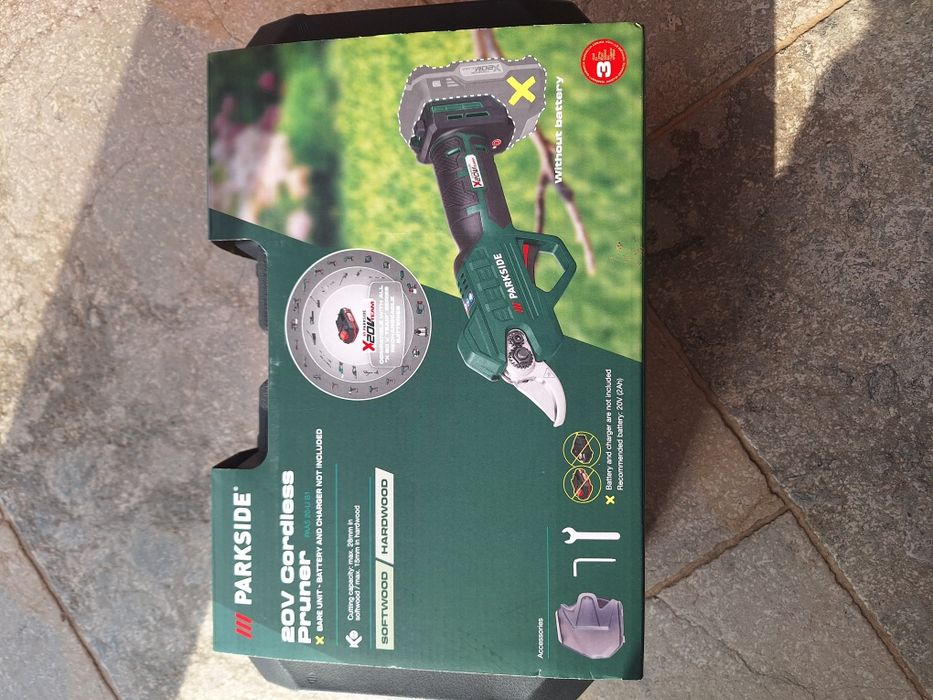 Foarfeca tuns pomi cu acumlator Parkside 20v