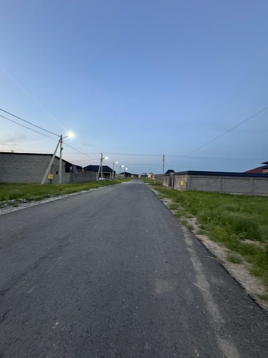 Үй сатылады 8 сот