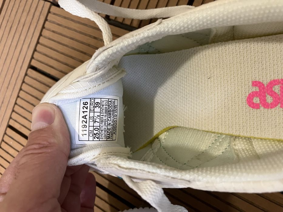 Asics Маратонки 39 номер 25 см. стелка