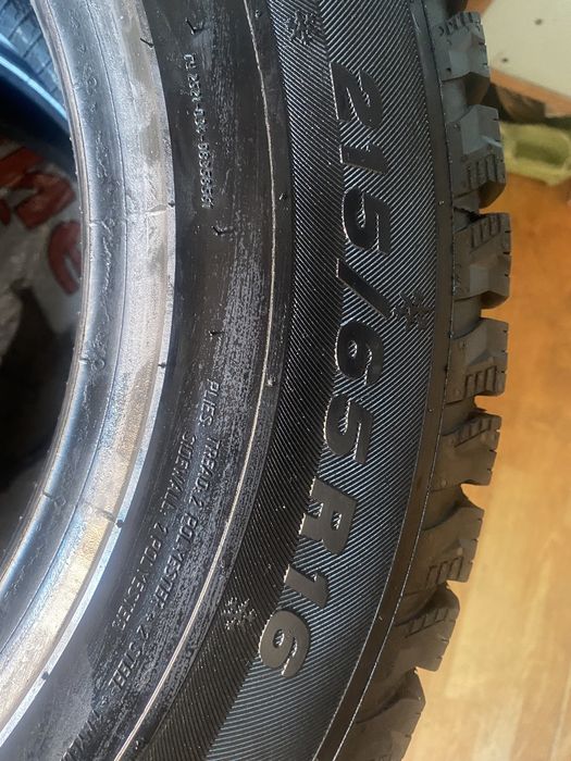 Продам шины 215/65/16