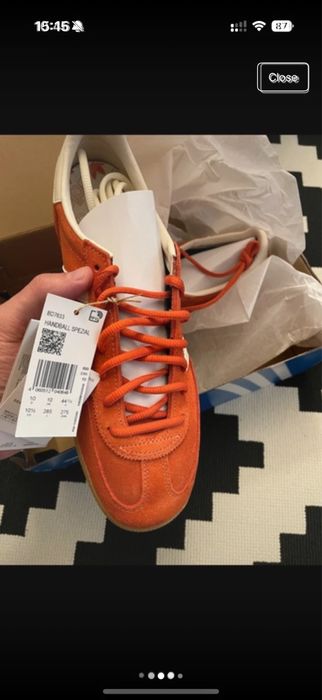Adidas spezial.
