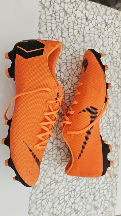 Ghete fotbal crampoane Nike Mercurial  vapor12