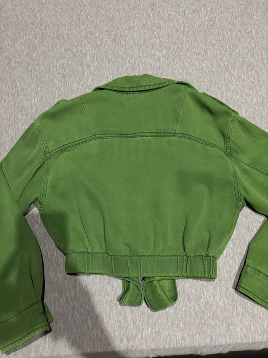 Дамско късо дънково яке